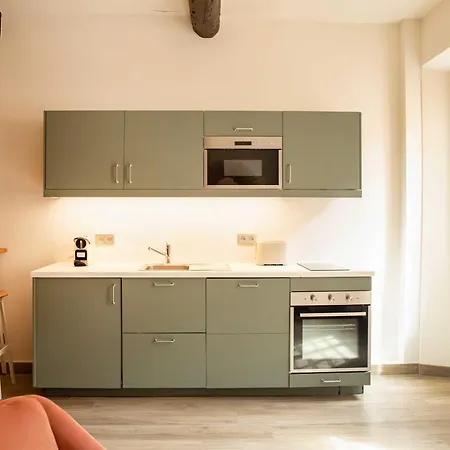 In The Heart Of Saint-Tropez